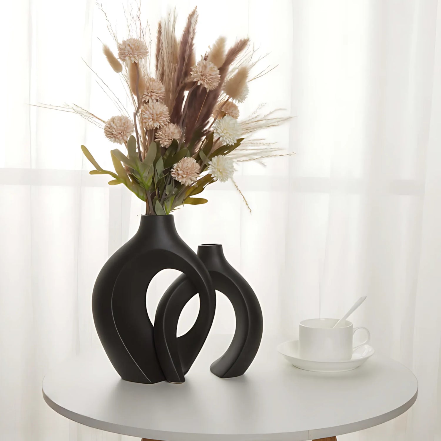 Minimalist vase set