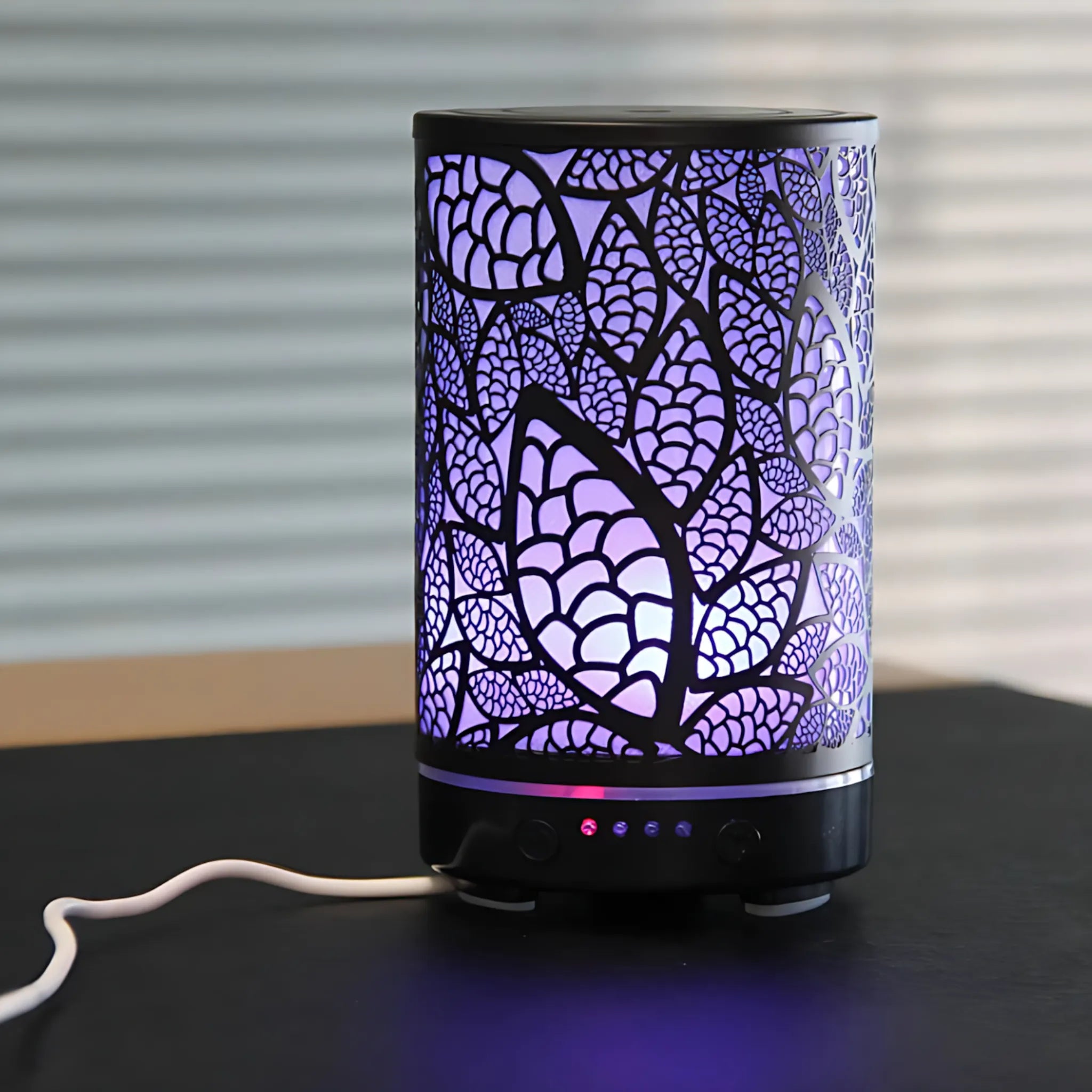 Iron leaf humidifier