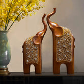 Elephant figurines set
