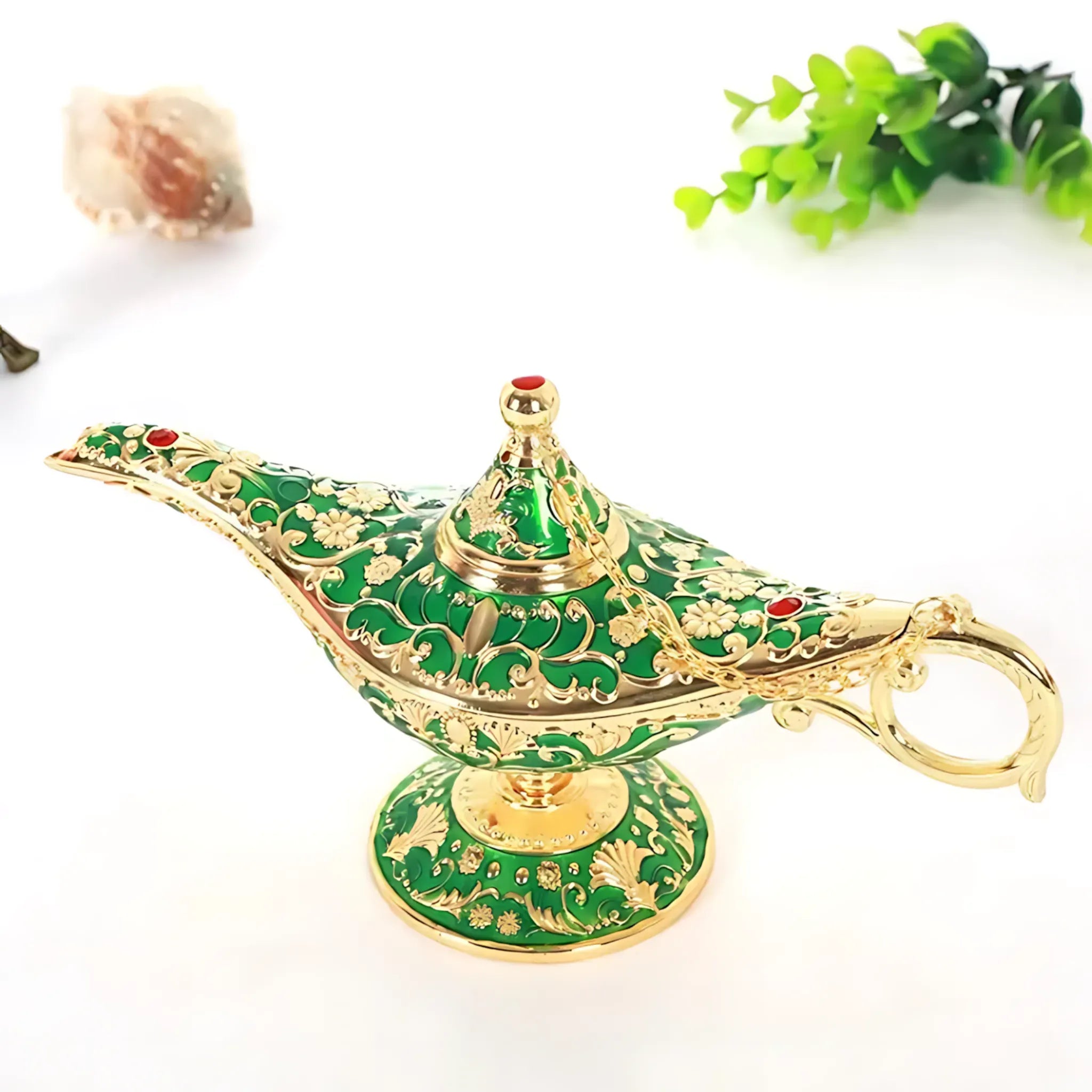 Aladdin Lamp – Vintage Metal Wishing Ornament for Home Gold-Green Lamp