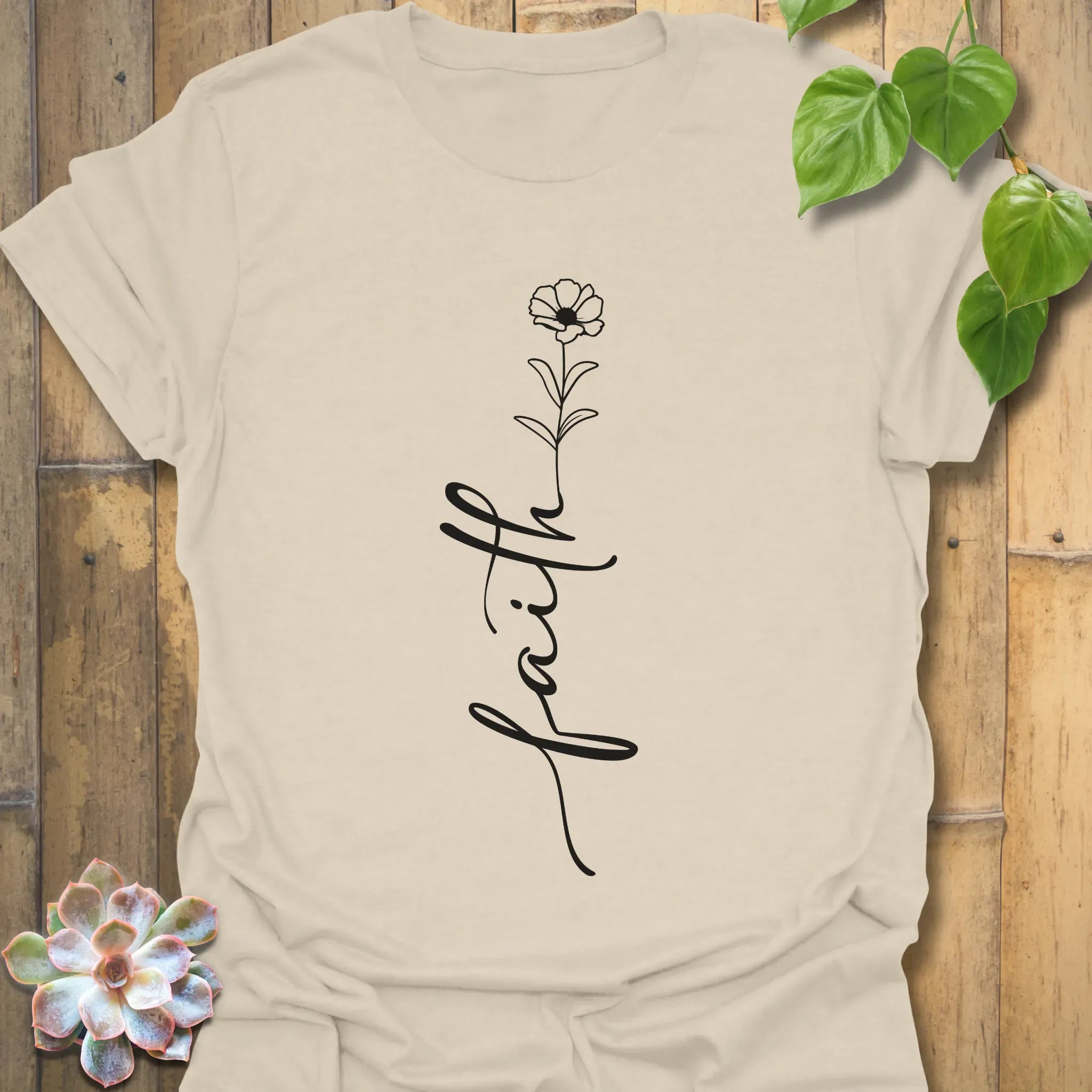 Faith T-shirt Natural / S T-Shirt