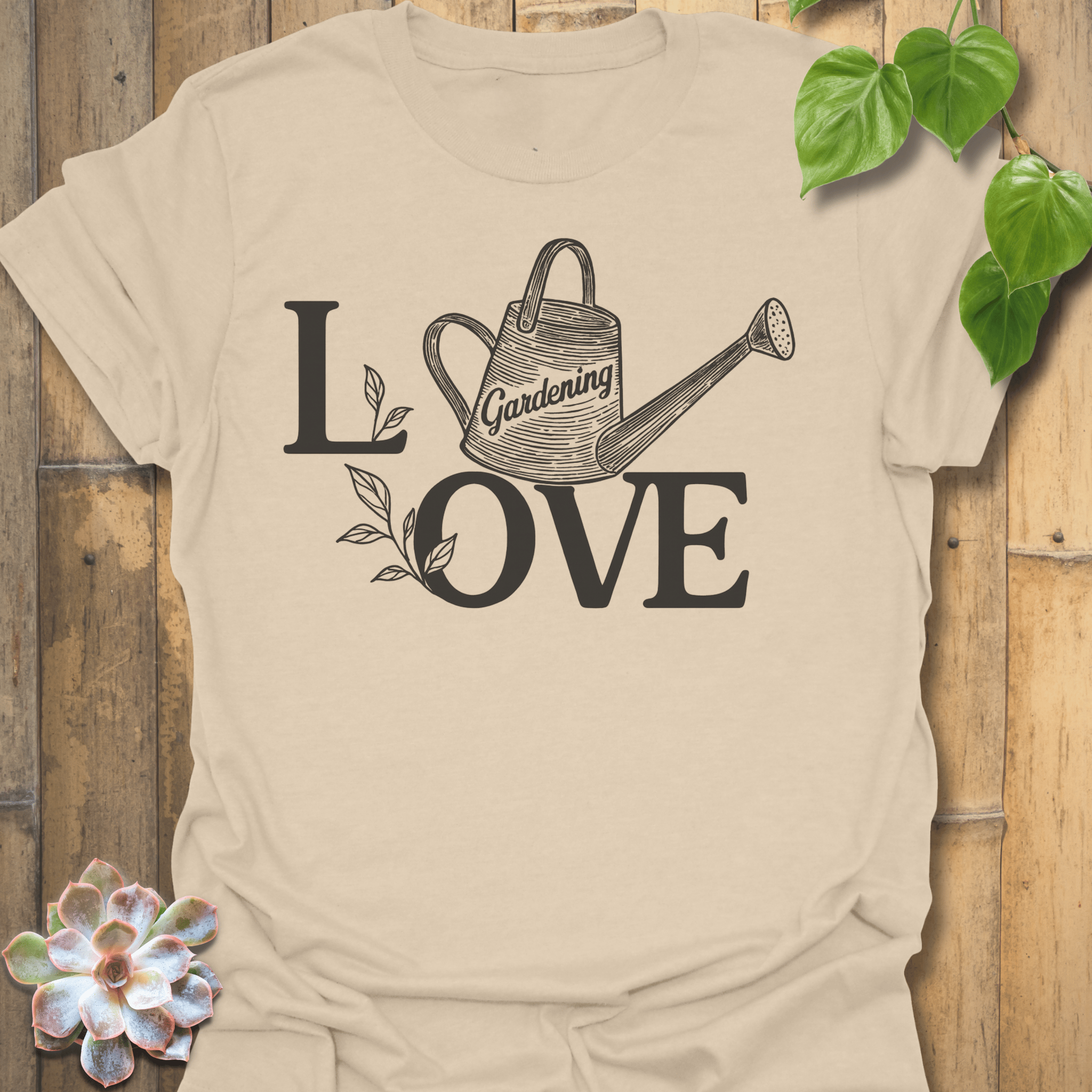 Love Gardening T-shirt Sand / S T-Shirt