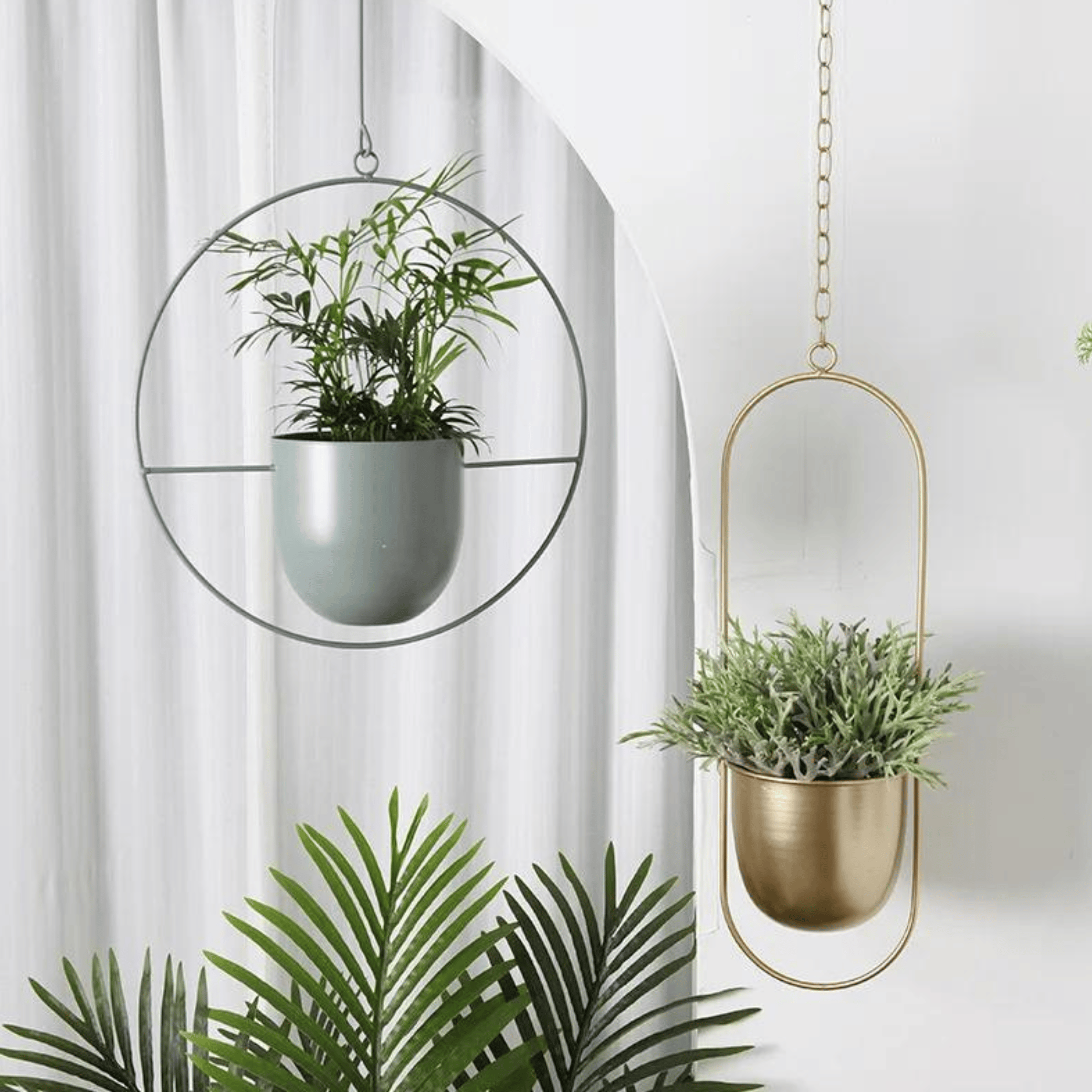Nordic Style Metal Plant Hanger - Sturdy & Durable Hanging Pots Plant holder