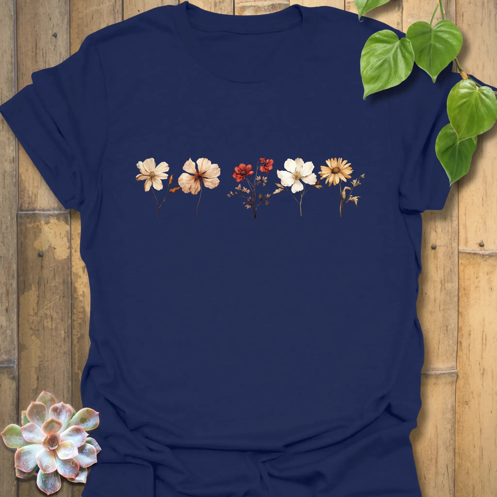 Pressed Flower T-shirt Navy / S T-Shirt
