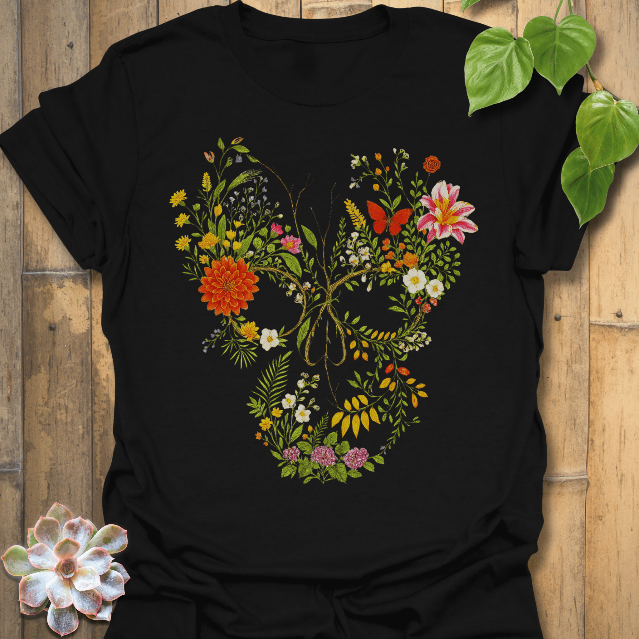 Skull in Bloom T-shirt Black / S T-Shirt