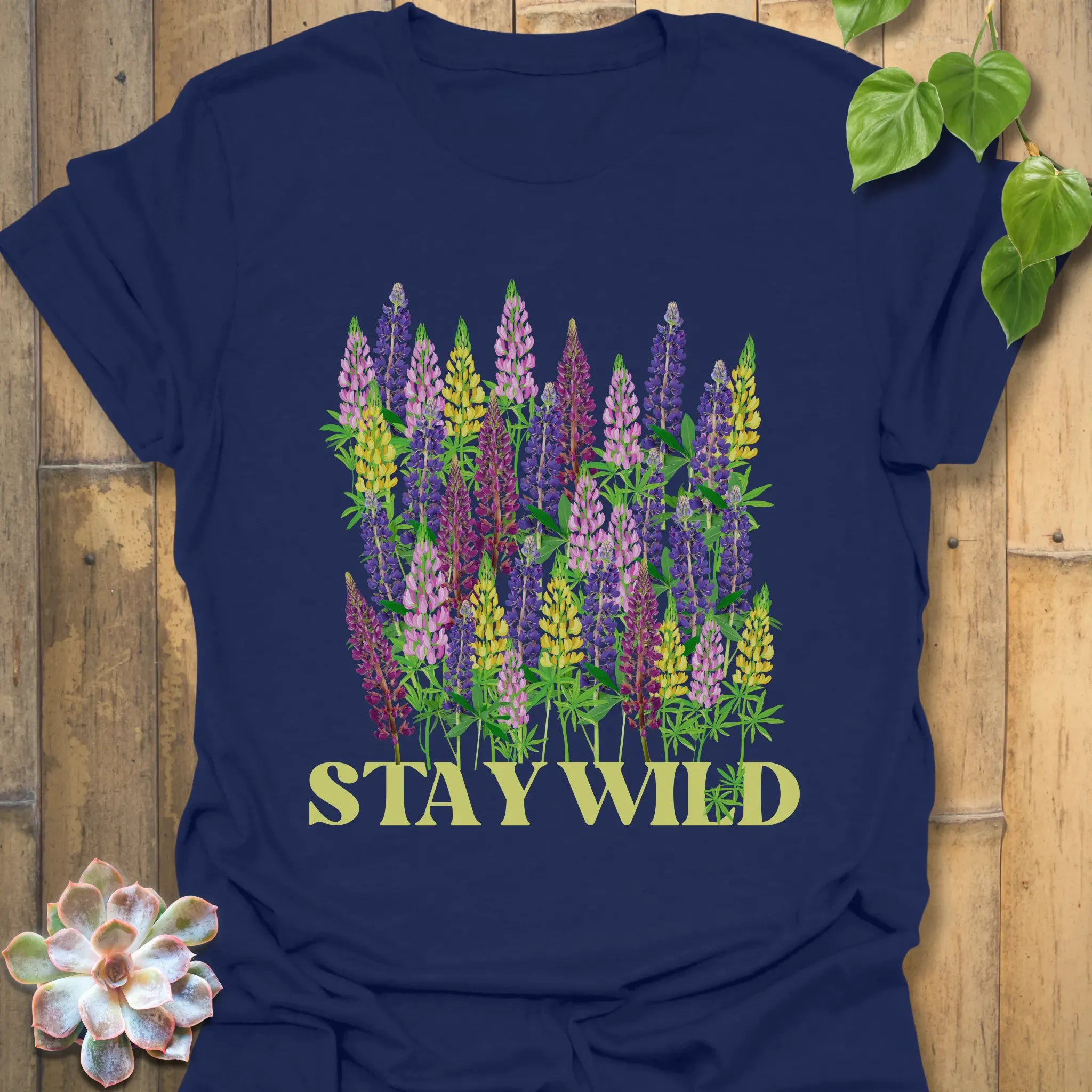 Stay Wild T-shirt Navy / S T-Shirt