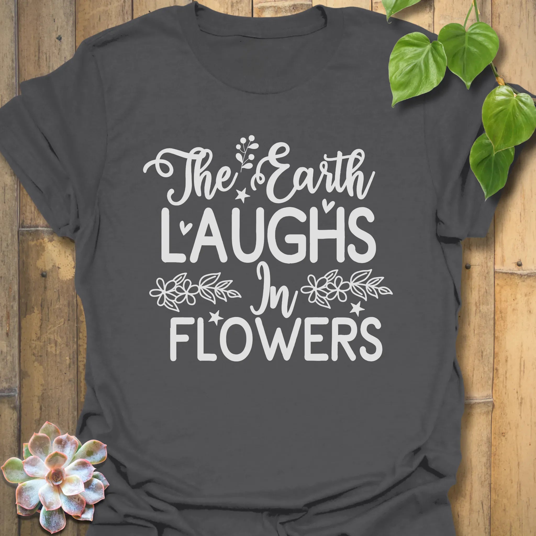 The Earth Laughs T-shirt Charcoal / S T-Shirt