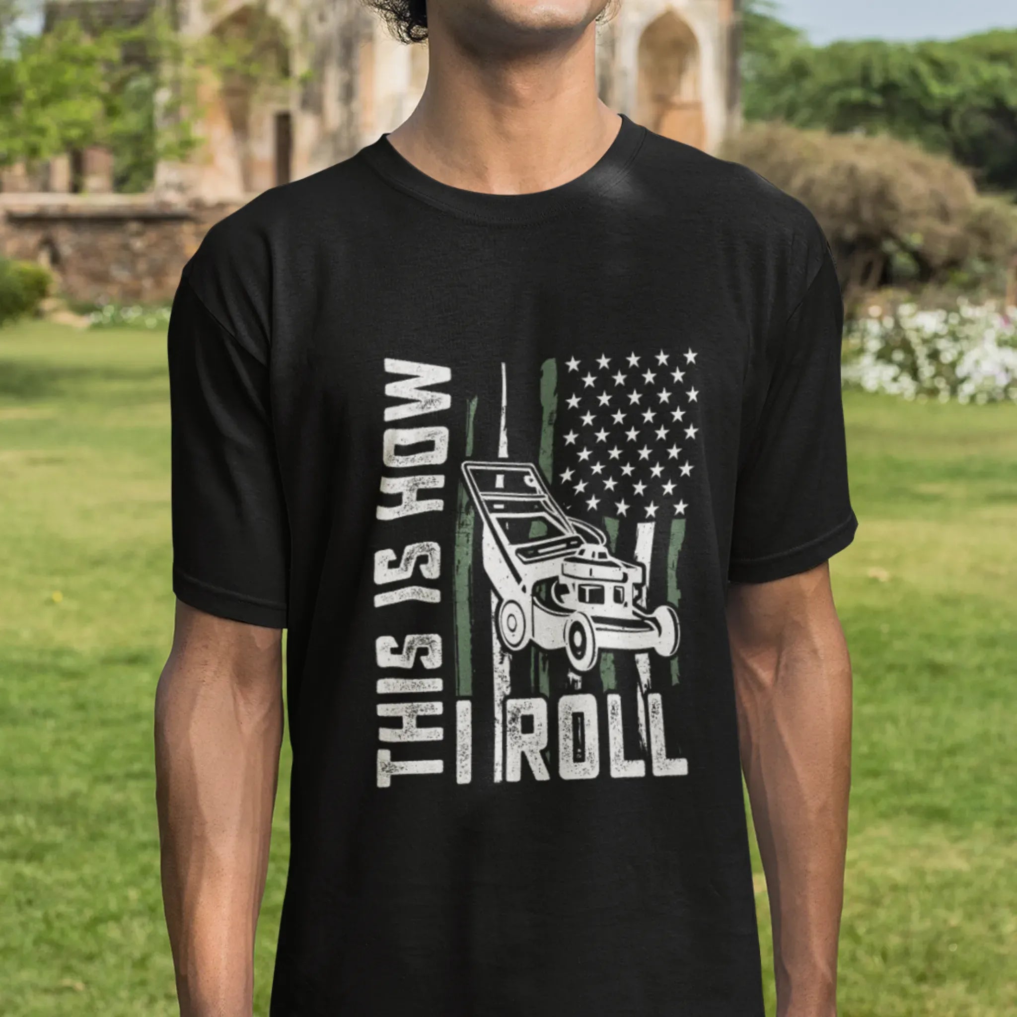 This Is How I Roll T-shirt Black / S T-Shirt