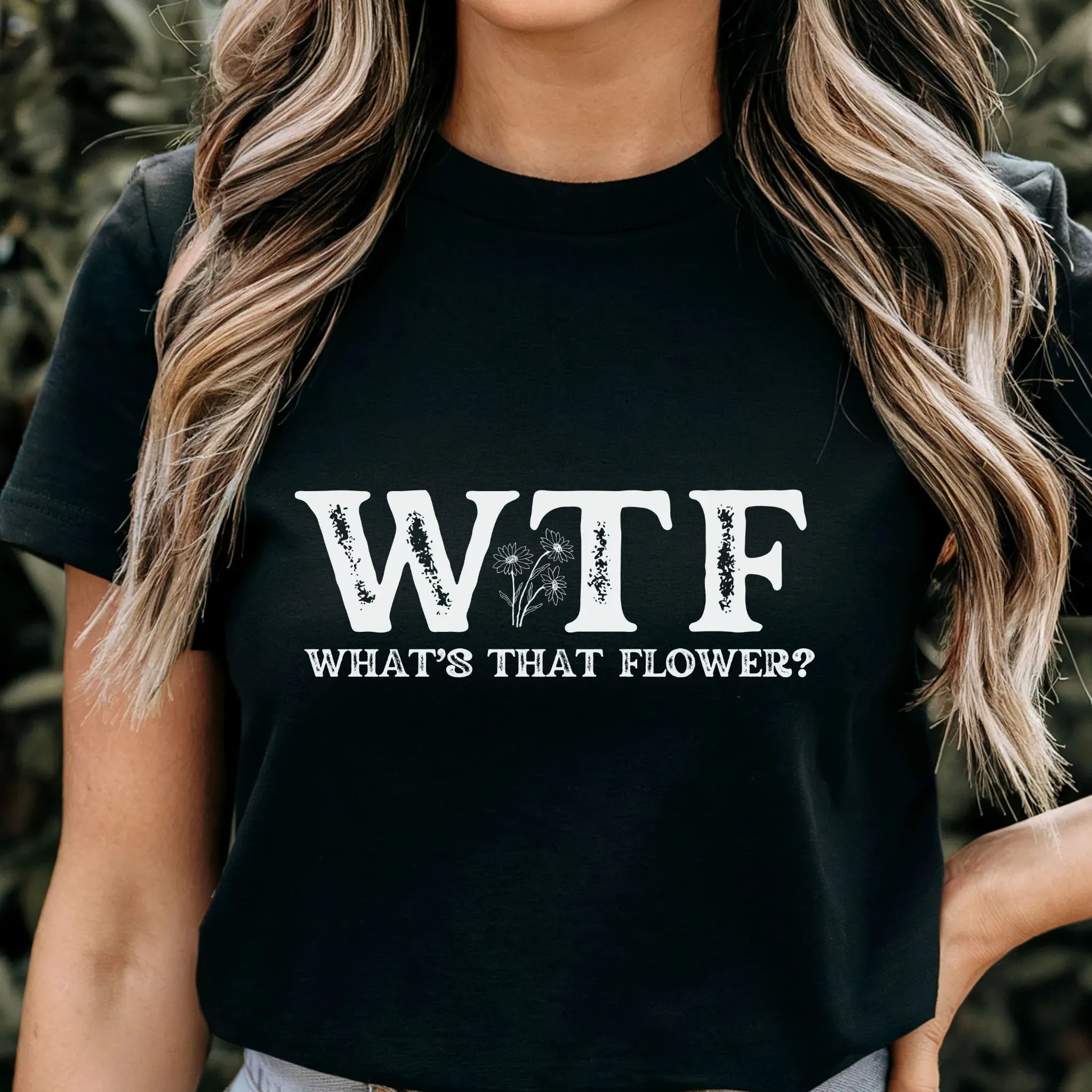 WTF – What’s That Flower?– T-shirt Black / S T-Shirt