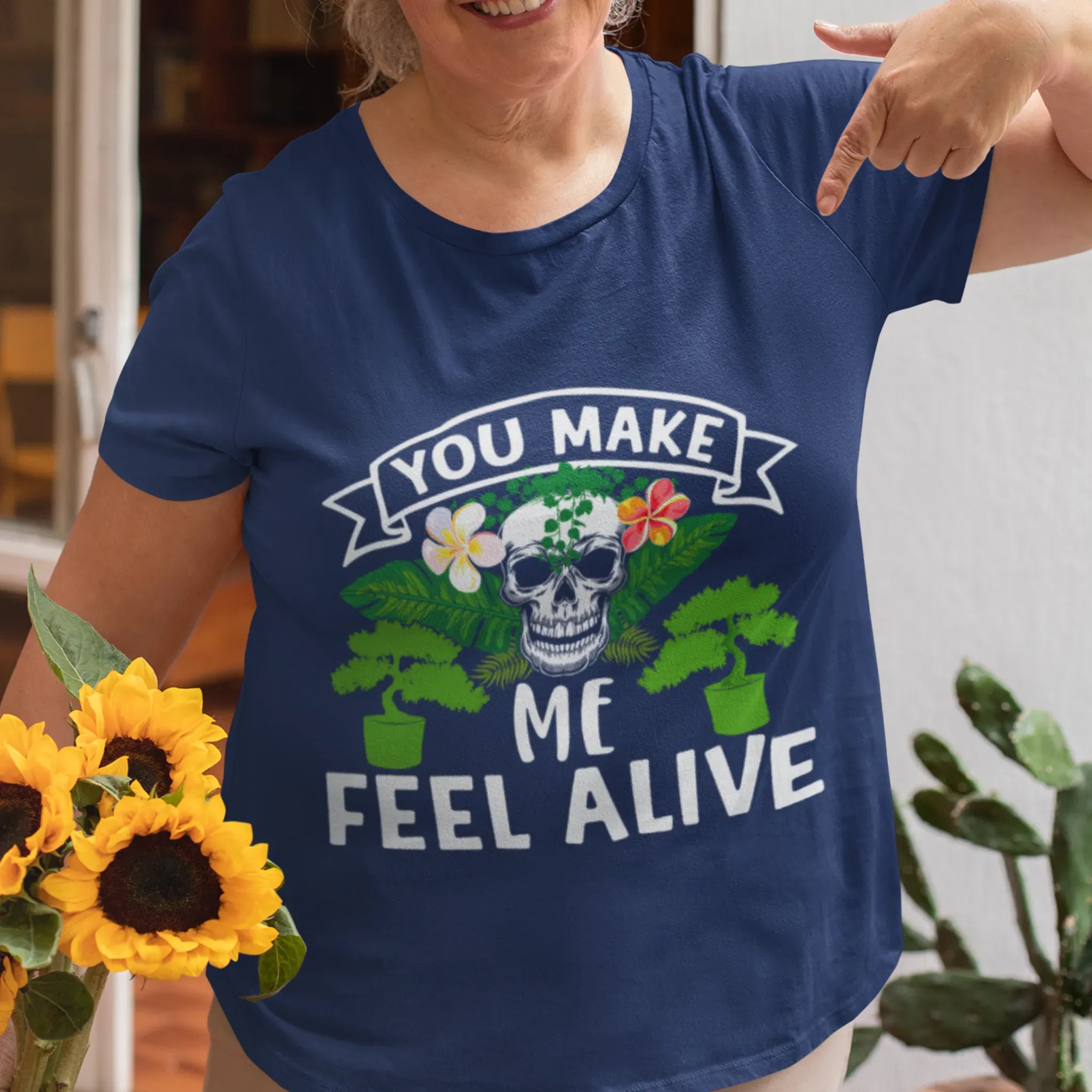 You Make Me Feel Alive T-shirt Navy / S T-Shirt