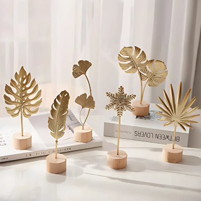 Ginkgo leaf decor