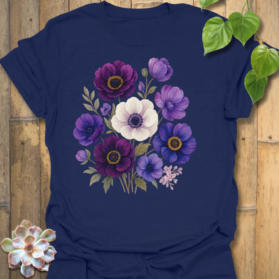 Dragonfly and wildflower graphic t-shirt in navy blue – soft cotton tee for nature lovers and gardeners