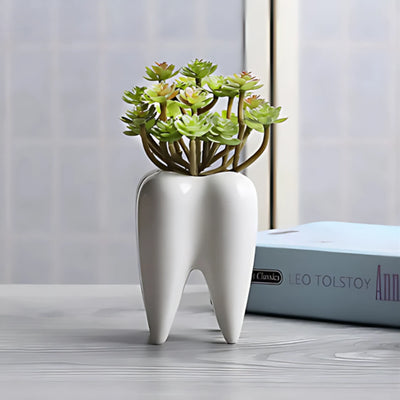 Tooth-shaped ceramic vase