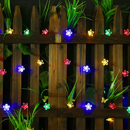 Outdoor solar garden lights