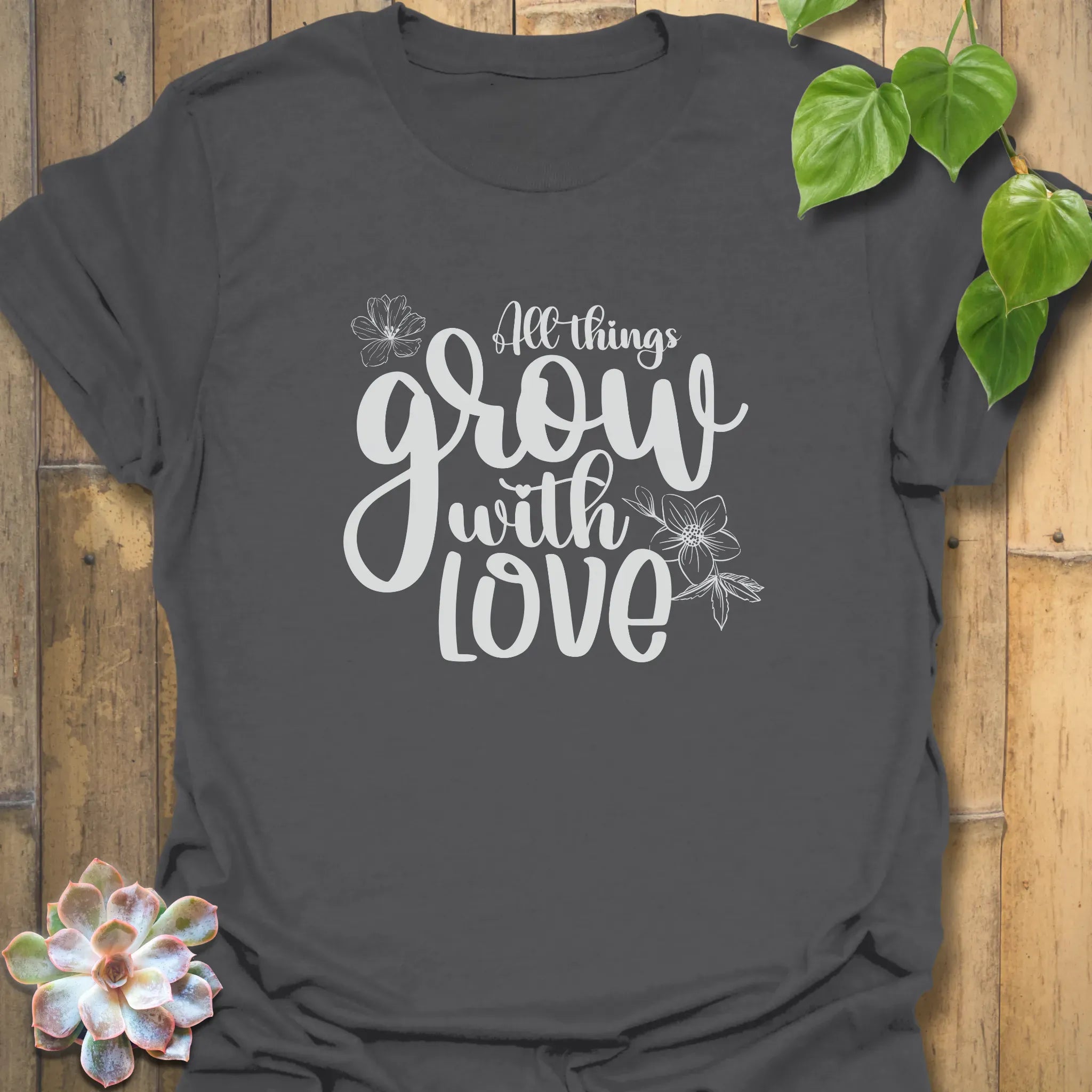 All Things Grow with Love – T-shirt Charcoal / S T-Shirt