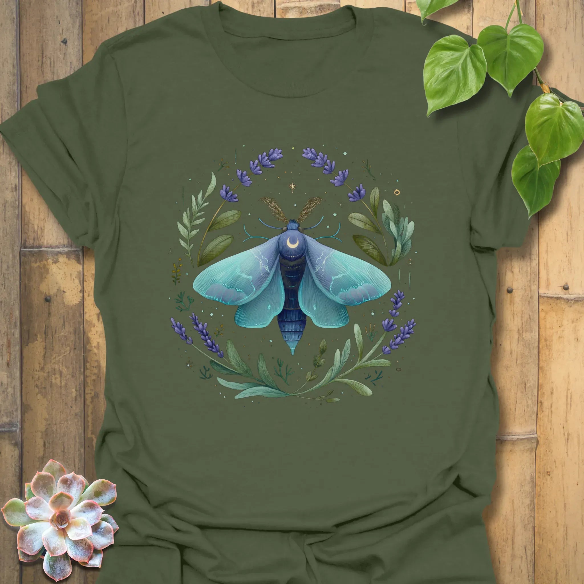 Botanic Moth T-shirt Military Green / S T-Shirt
