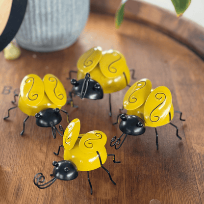 Decorative Metal Bees, Indoor or outdoor Garden Art Bumble Bee Art Set 4 Metal Bumblebee Decor