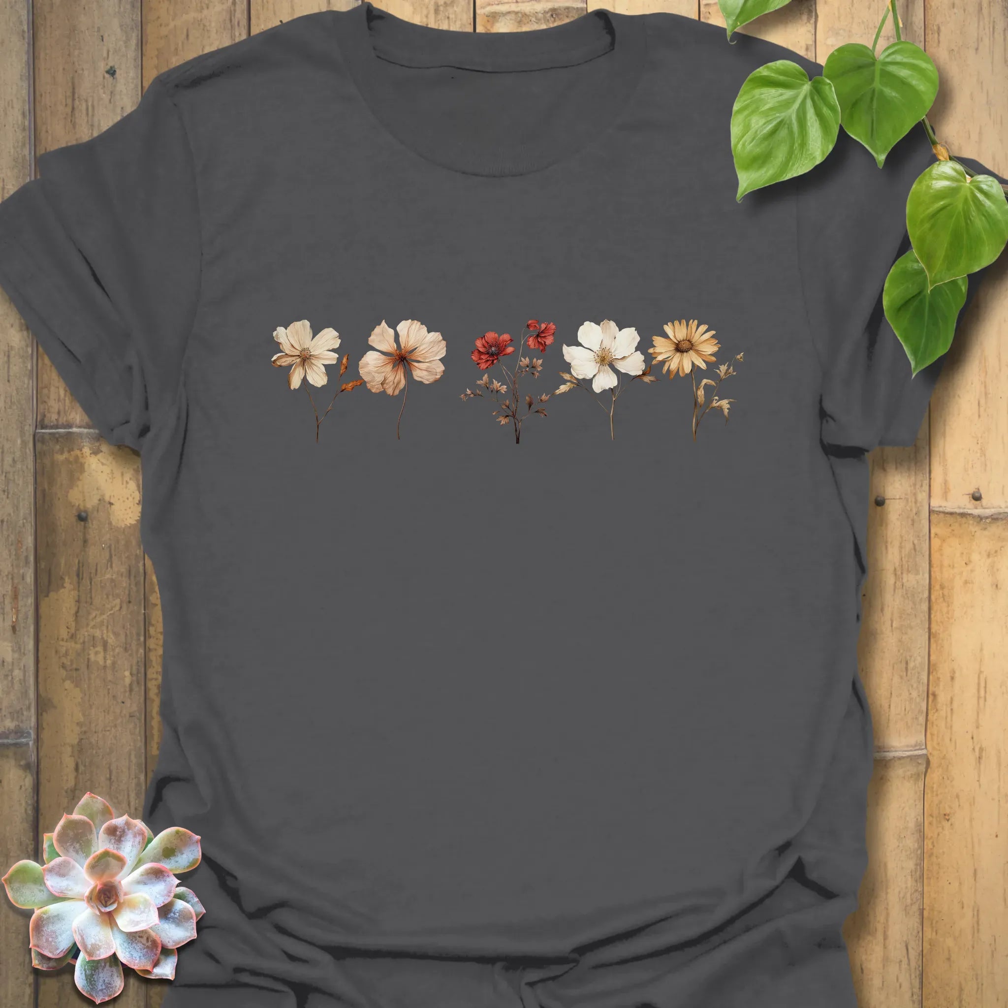 Dried flowers T-shirt Charcoal / S T-Shirt