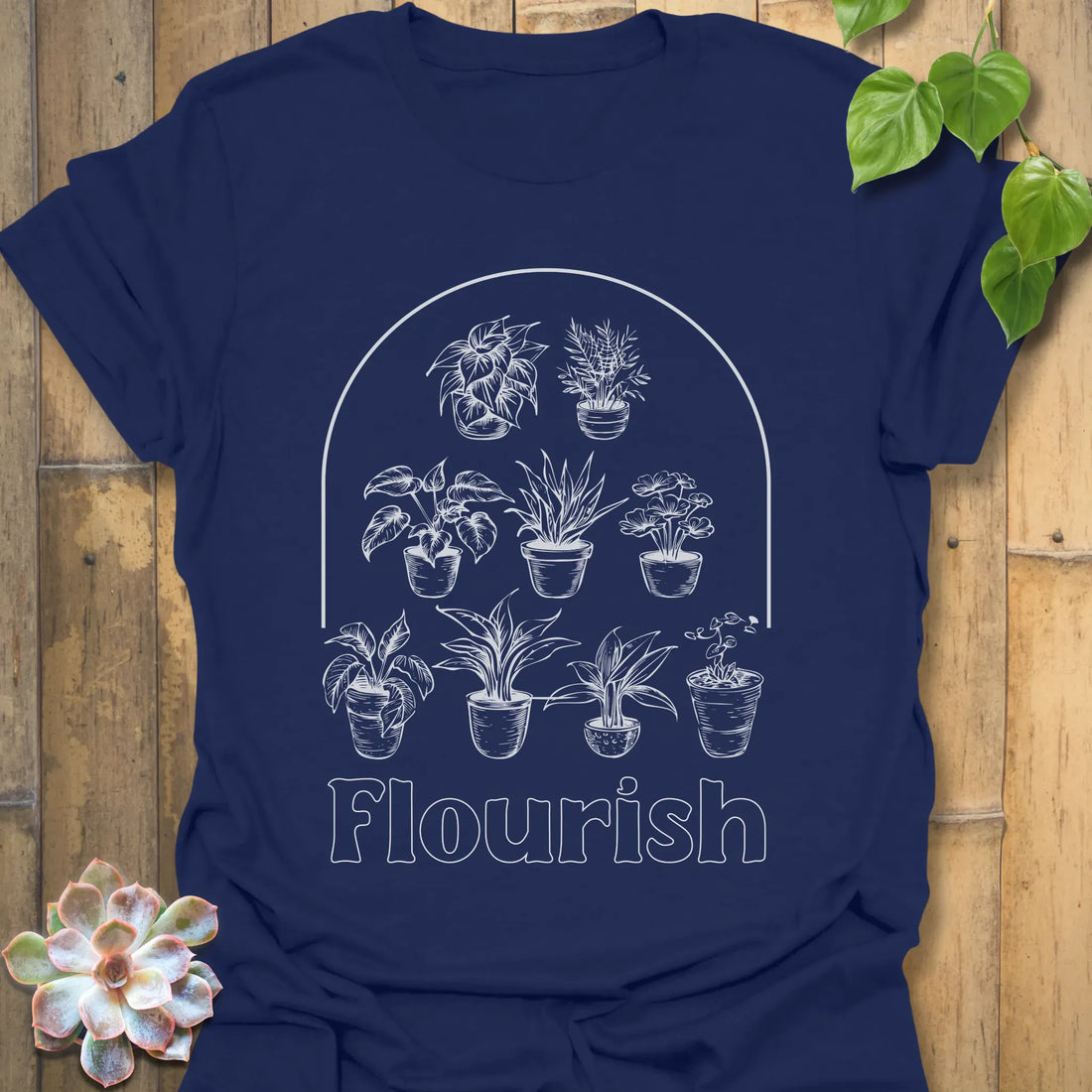 Flourish T-shirt Navy / S T-Shirt