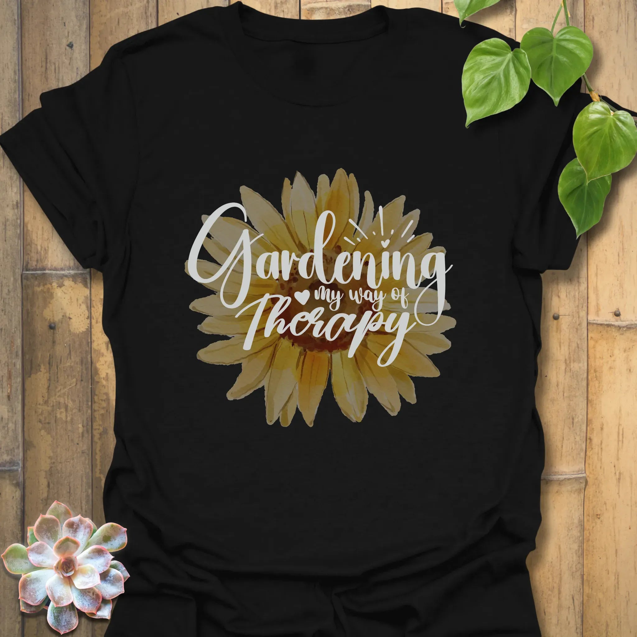 Gardening – My Way of Therapy – T-shirt Black / S T-Shirt