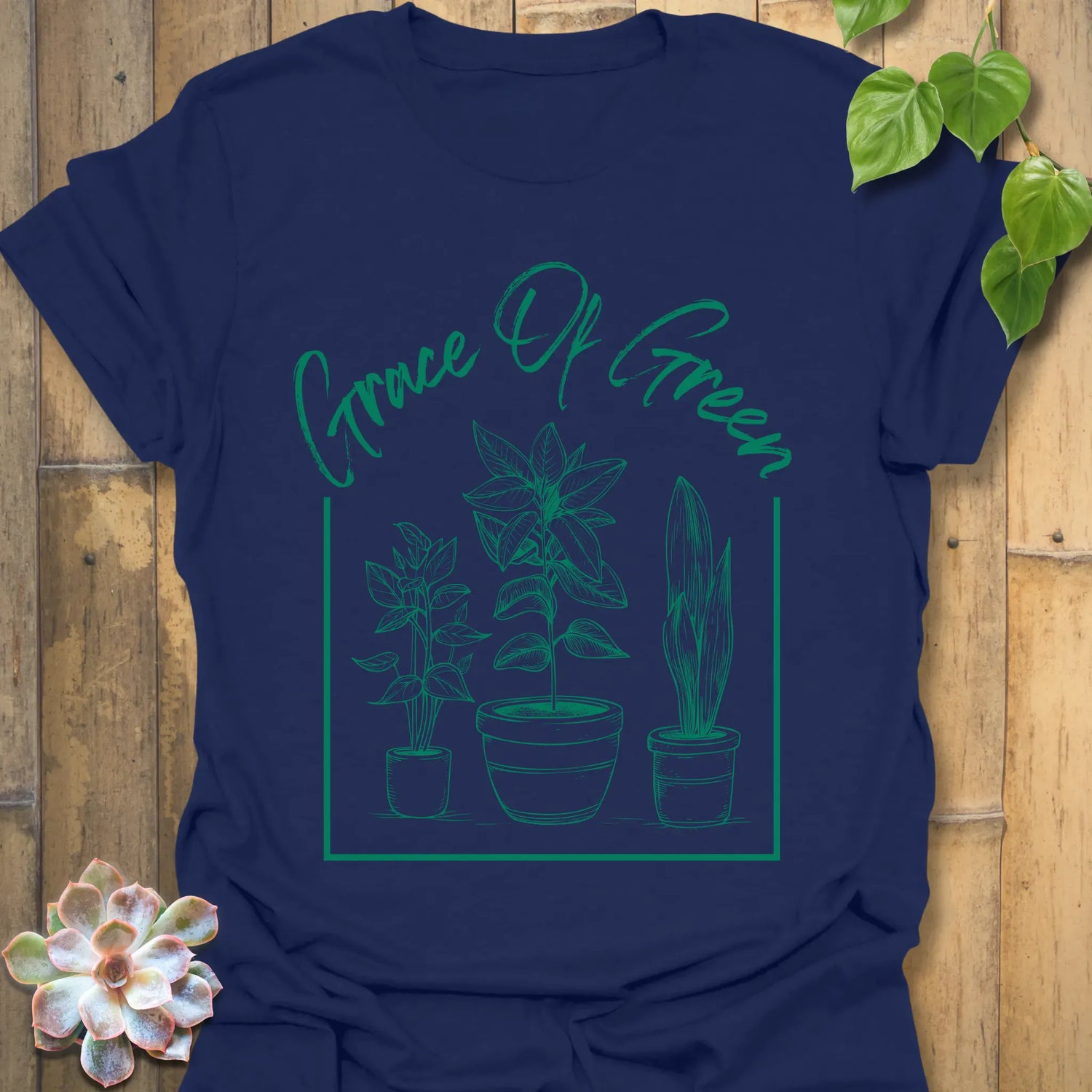 Grace Of Green T-shirt Navy / S T-Shirt