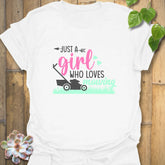 Just a Girl Who Loves Lawnmowers – T-shirt White / S T-Shirt