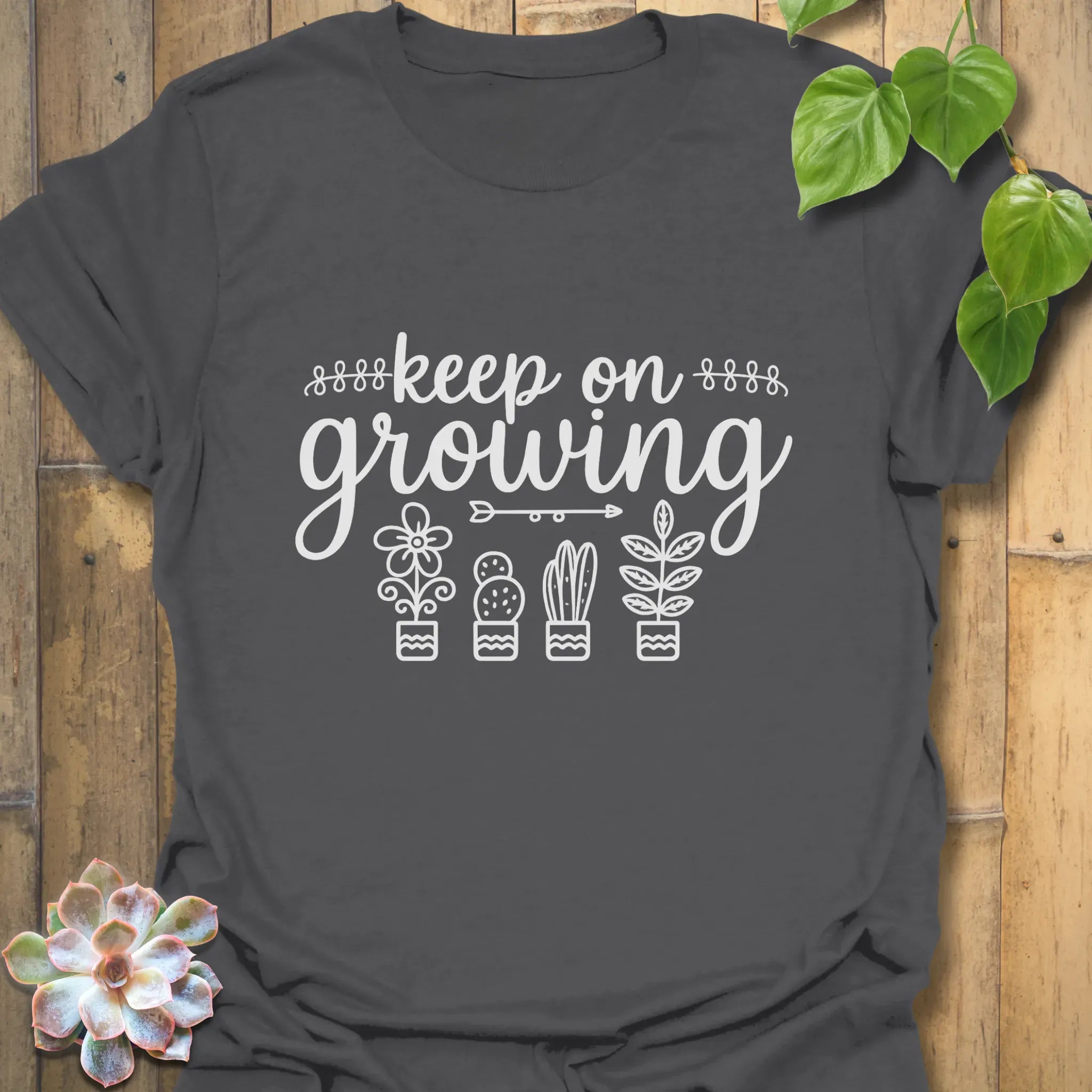Keep On Growing T-shirt Charcoal / S T-Shirt