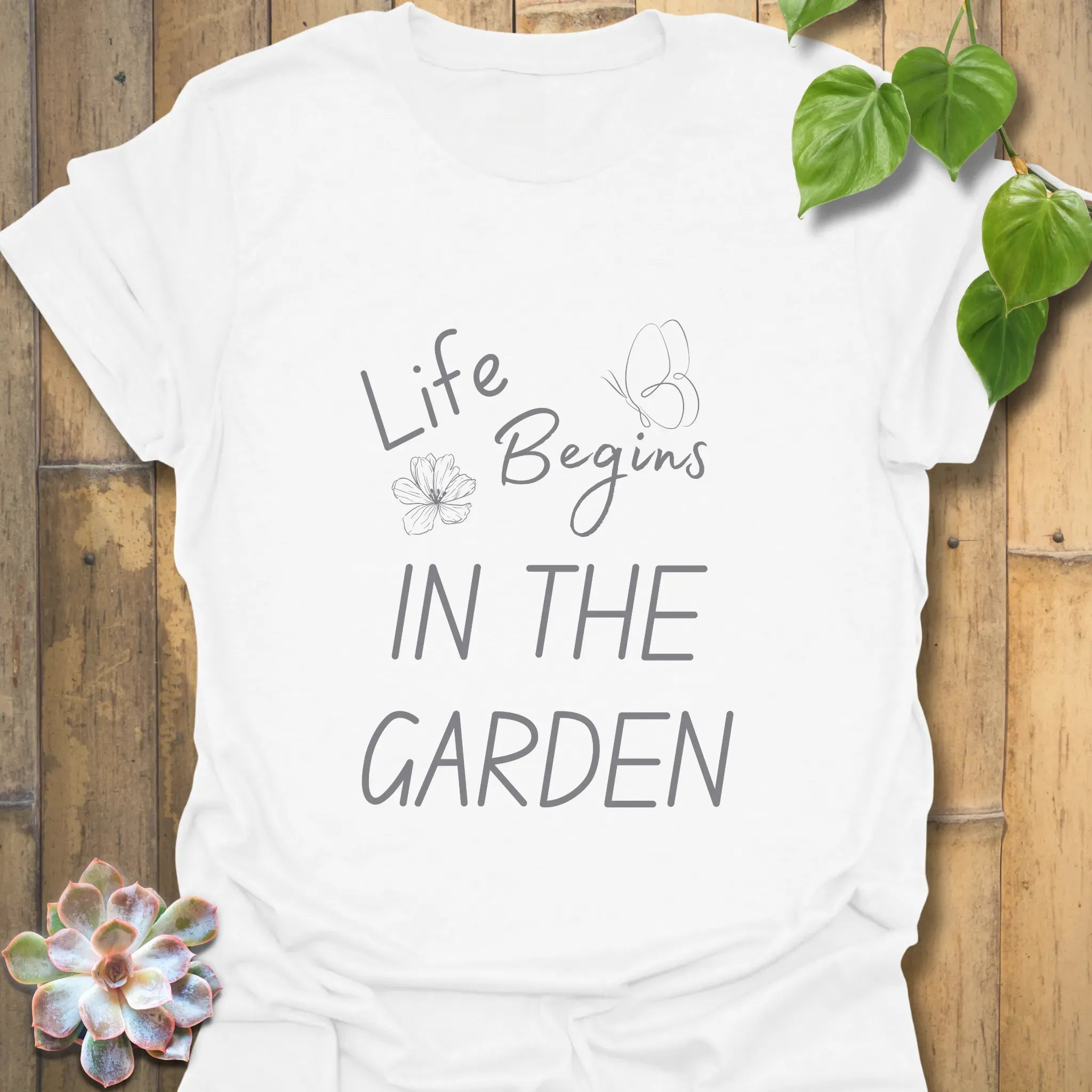 Life Begins in the Garden – T-shirt White / S T-Shirt