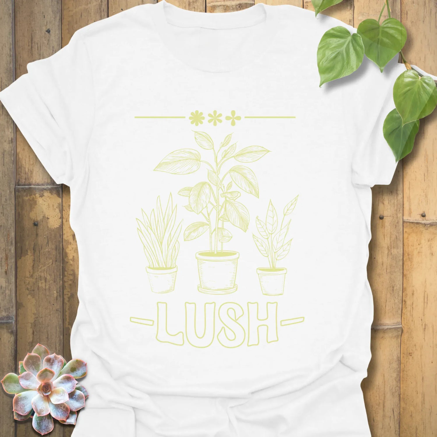 Lush T-shirt White / S T-Shirt