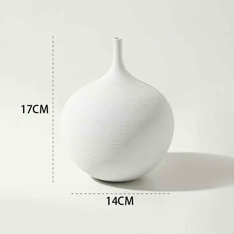 Minimalist Zenith Ceramic Vase – Handcrafted Elegance in Monochrome White 17cm vase