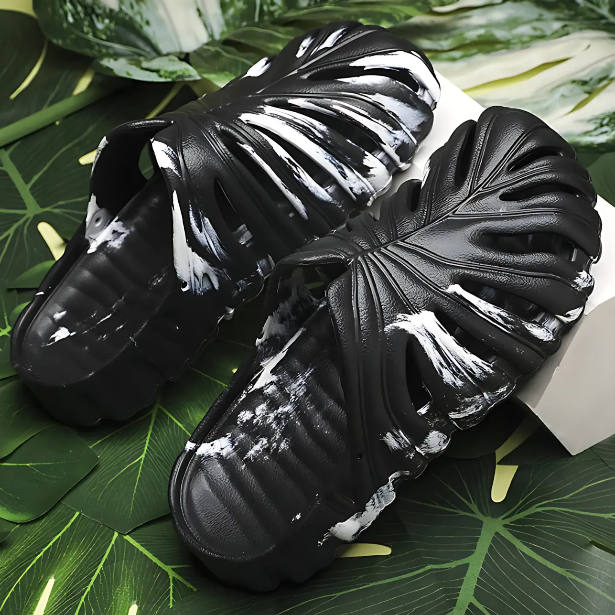 Monstera Slides - Unisex Outdoor Beach Slippers for Comfort Slipper