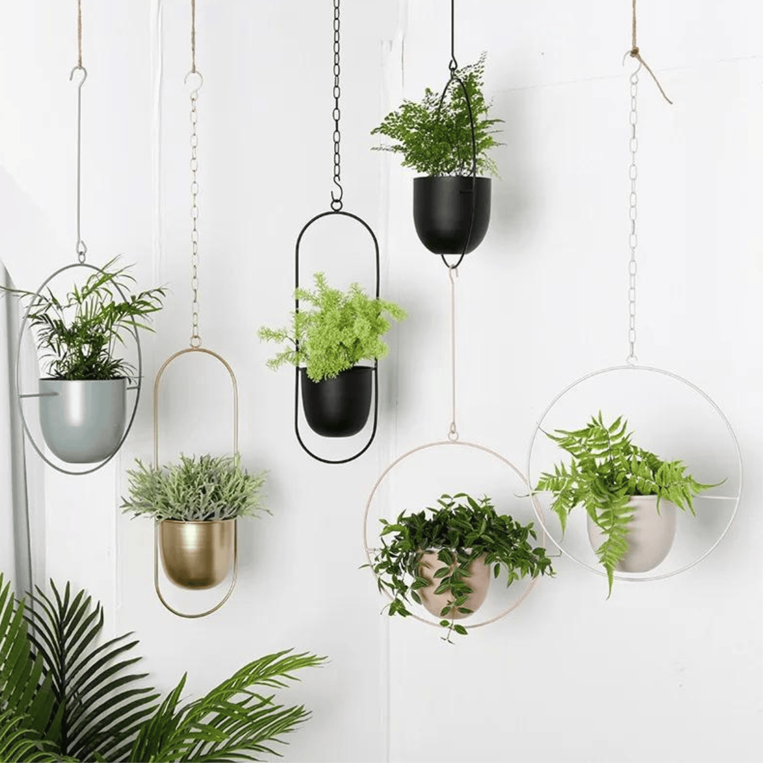 Nordic Style Metal Plant Hanger - Sturdy &amp; Durable Hanging Pots Plant holder