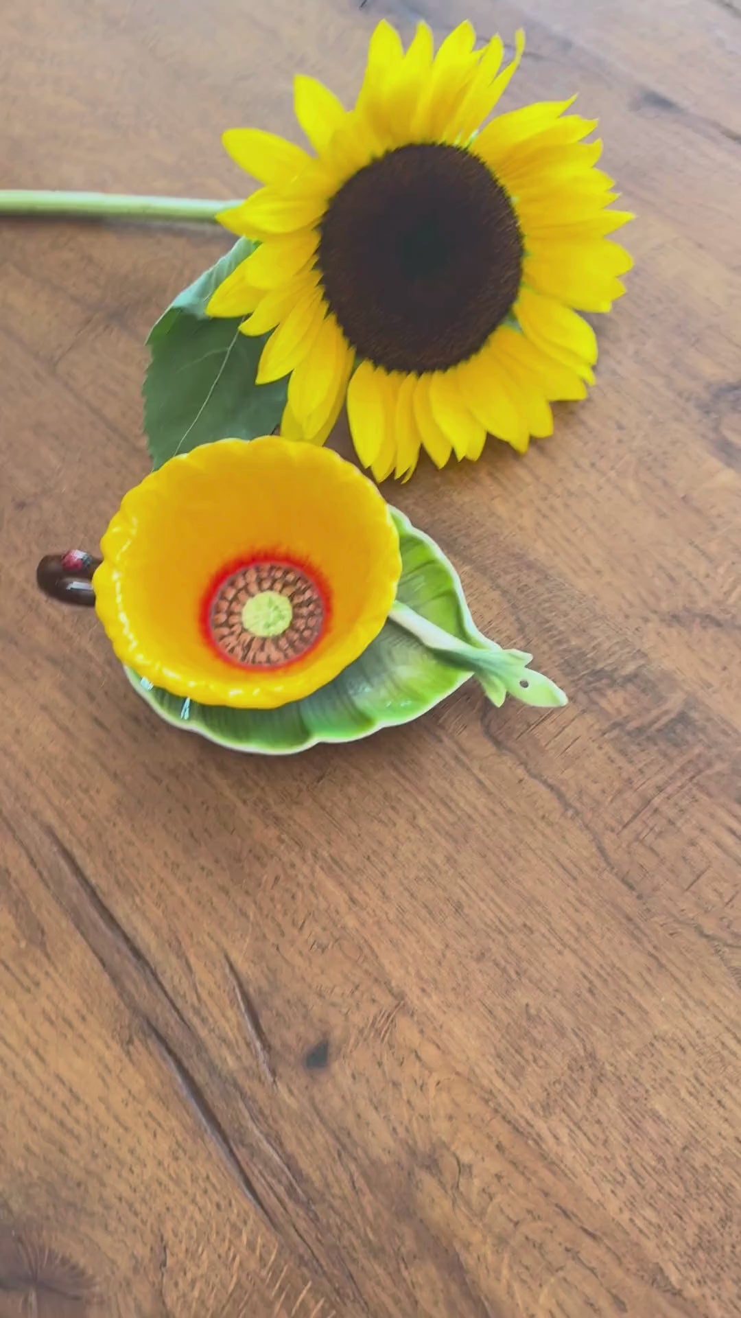 Floral Ceramic Coffee Mug Set with Leaf Saucer &amp; Spoon - 180ml