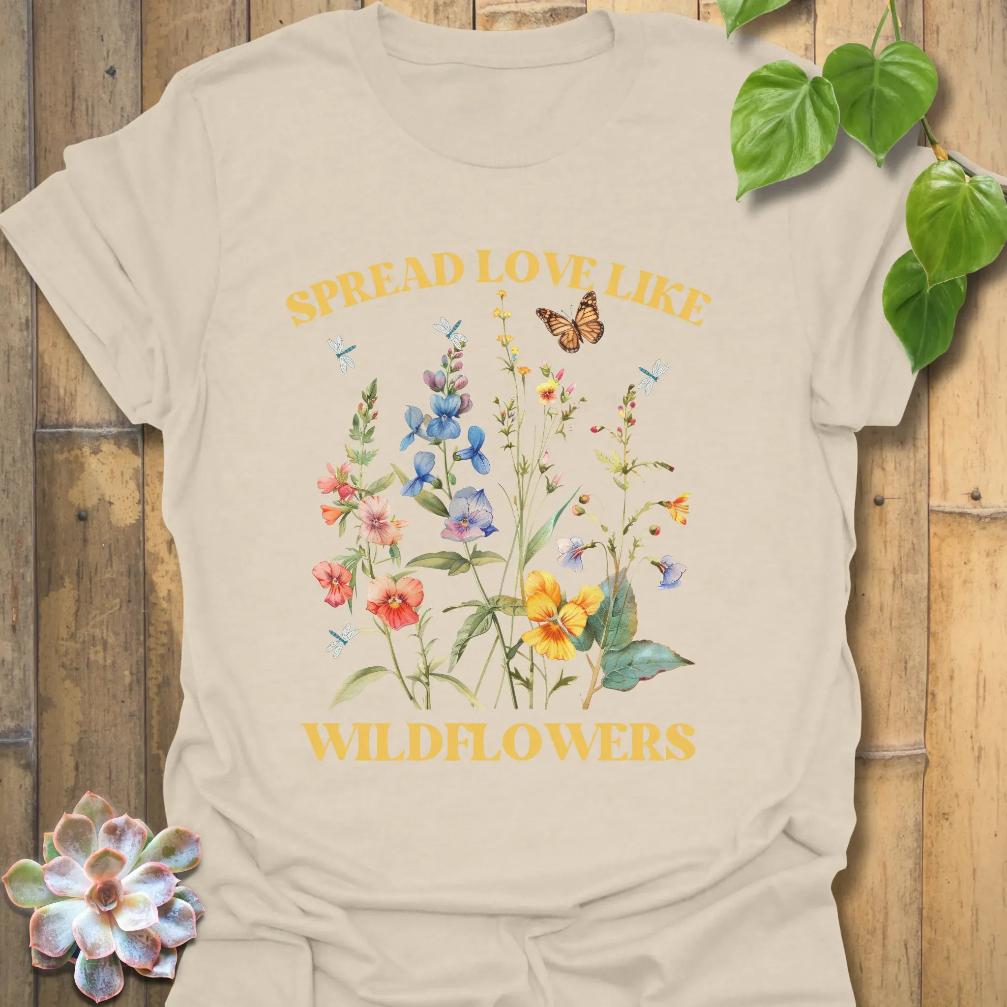 Spread Love T-shirt Natural / S T-Shirt