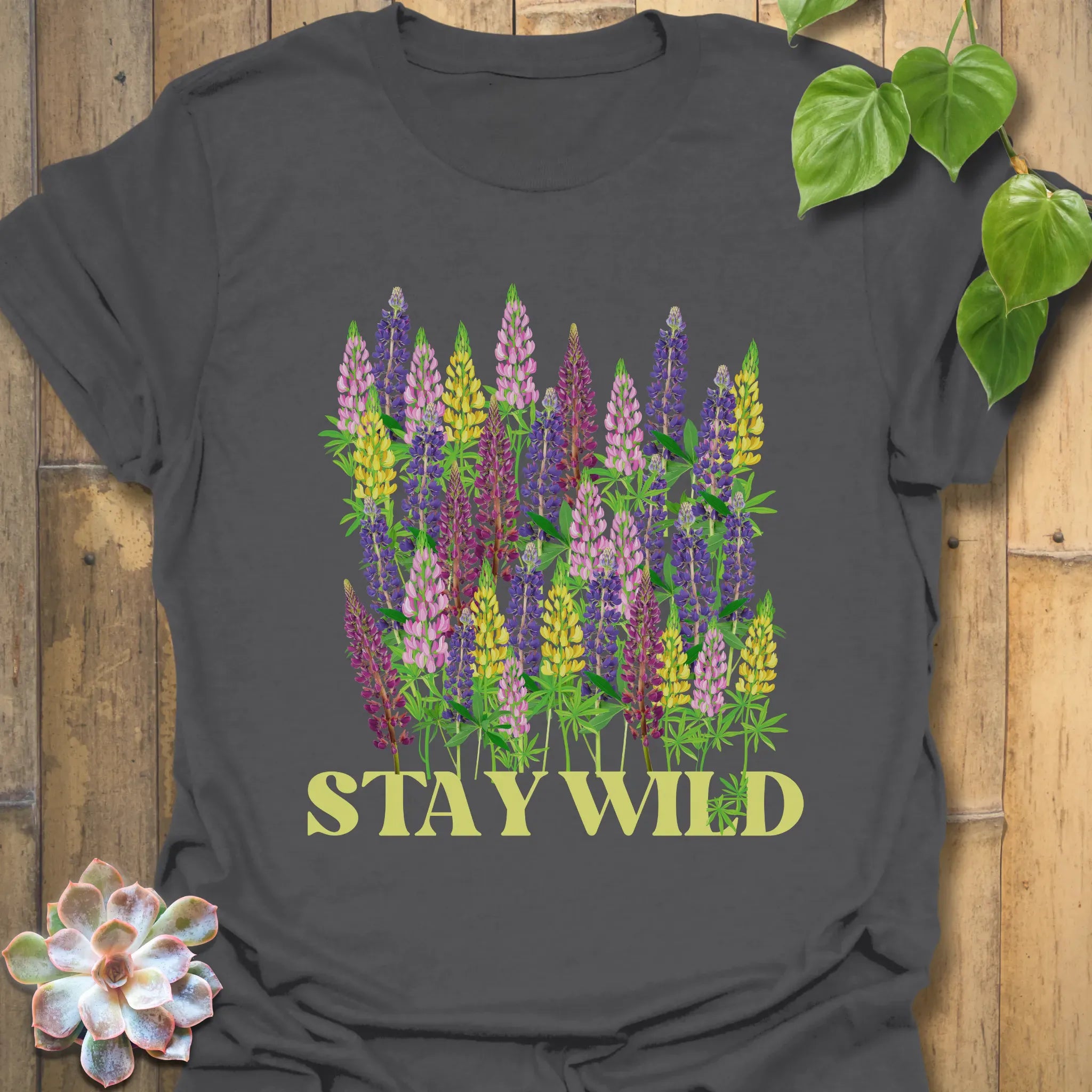 Stay Wild T-shirt Charcoal / S T-Shirt