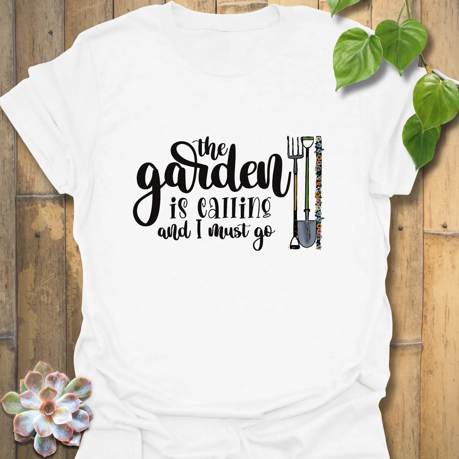 The Garden Is Calling T-shirt White / S T-Shirt