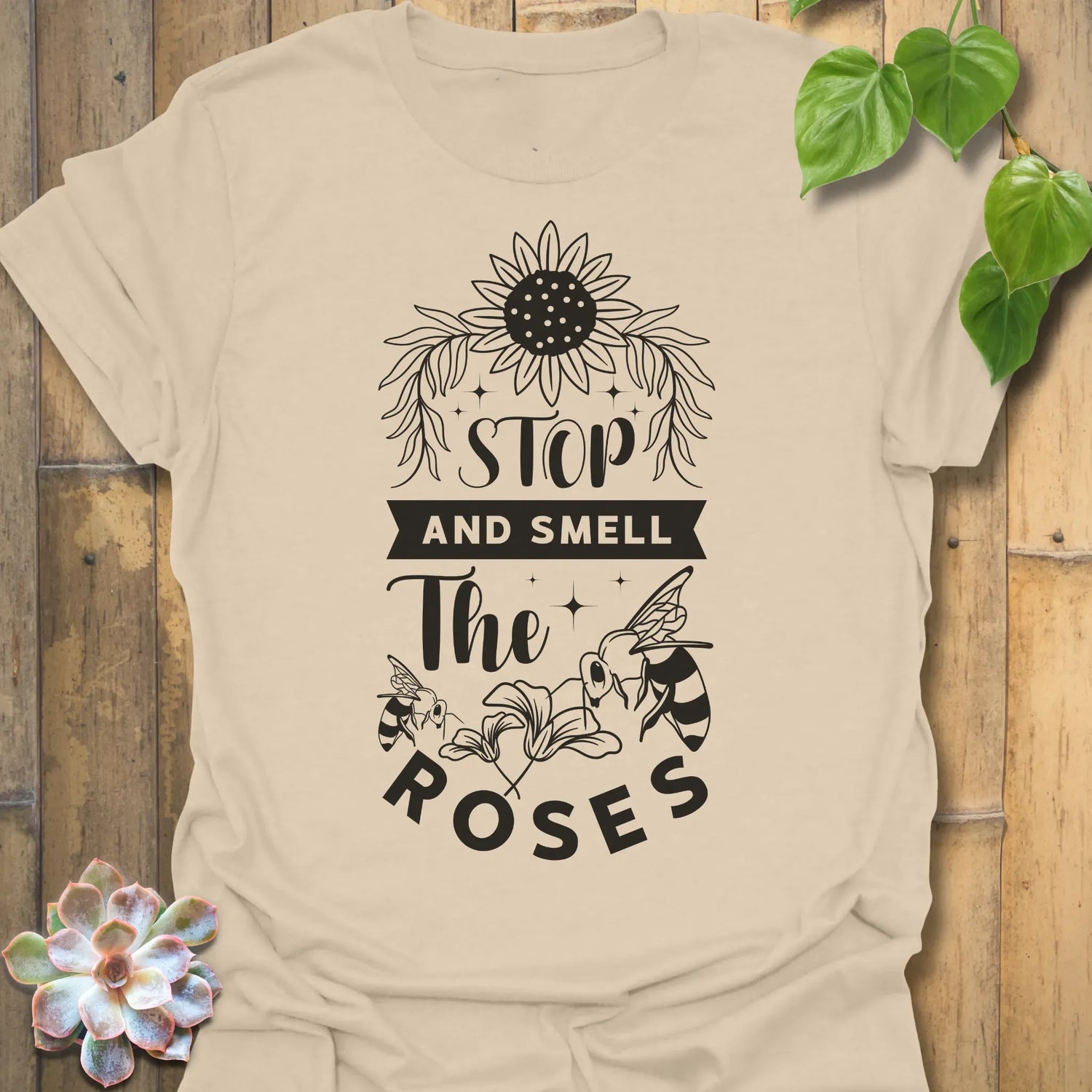 The Roses T-Shirt Sand / S T-Shirt