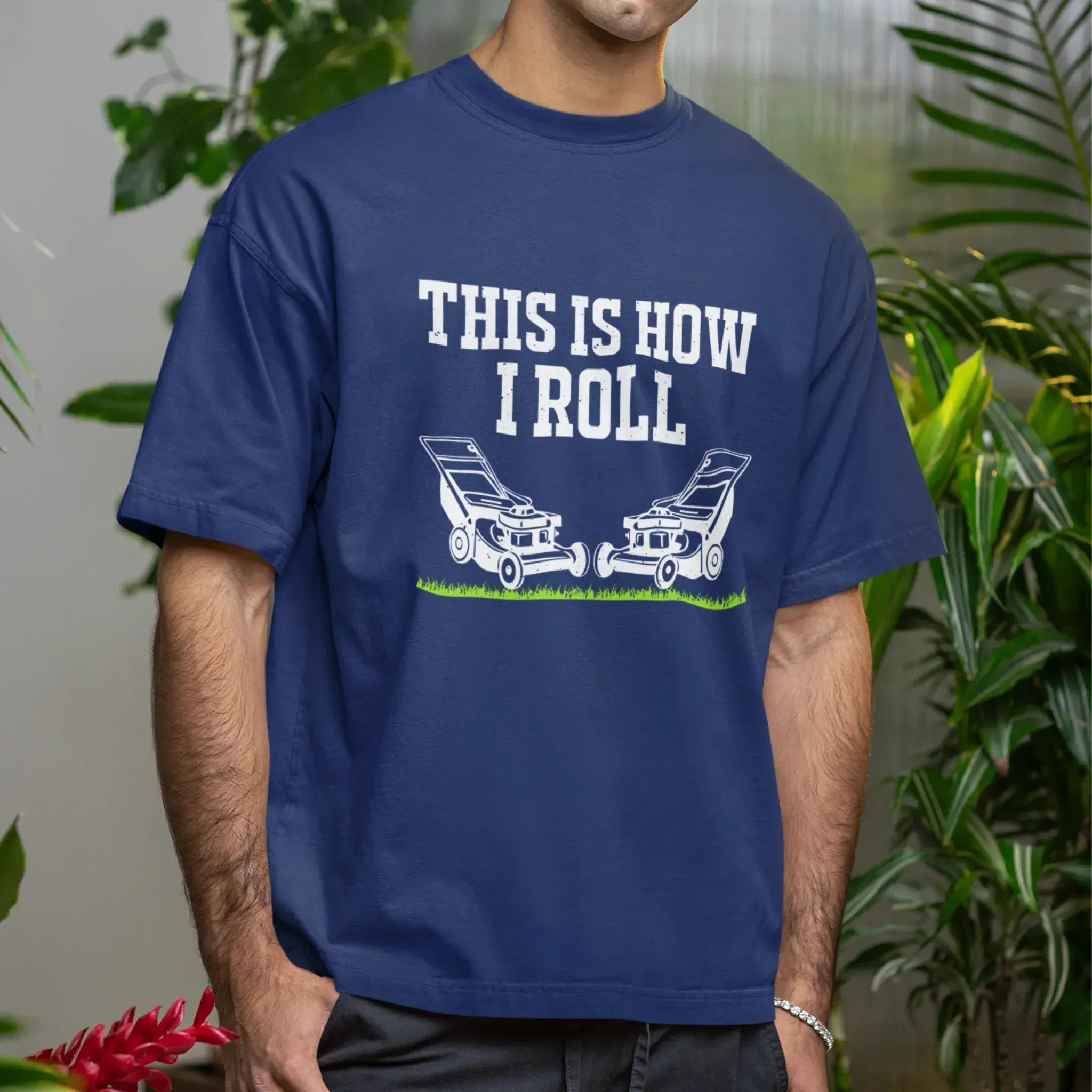 This Is How I Roll T-shirt Navy / S T-Shirt